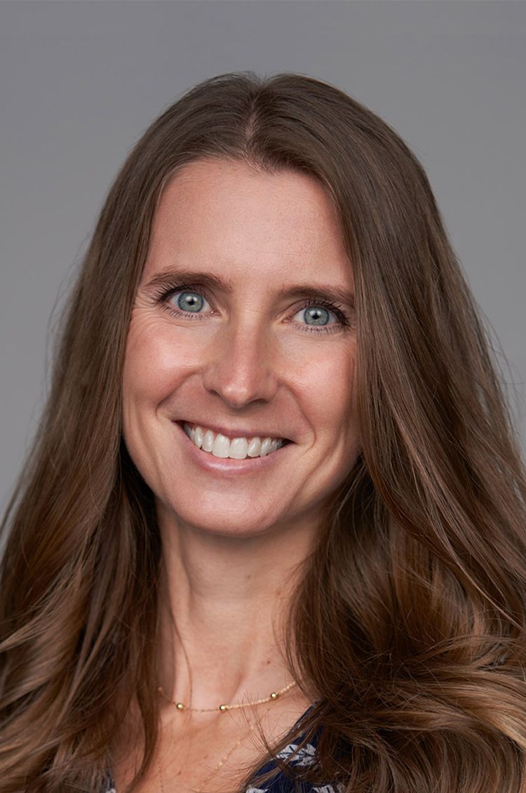 Dr. Danielle Yuhas DVM, DACVIM